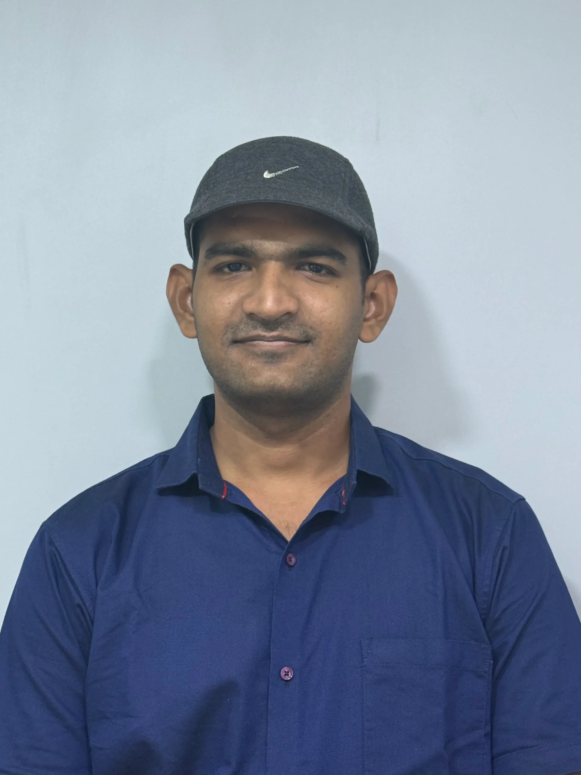 member-img