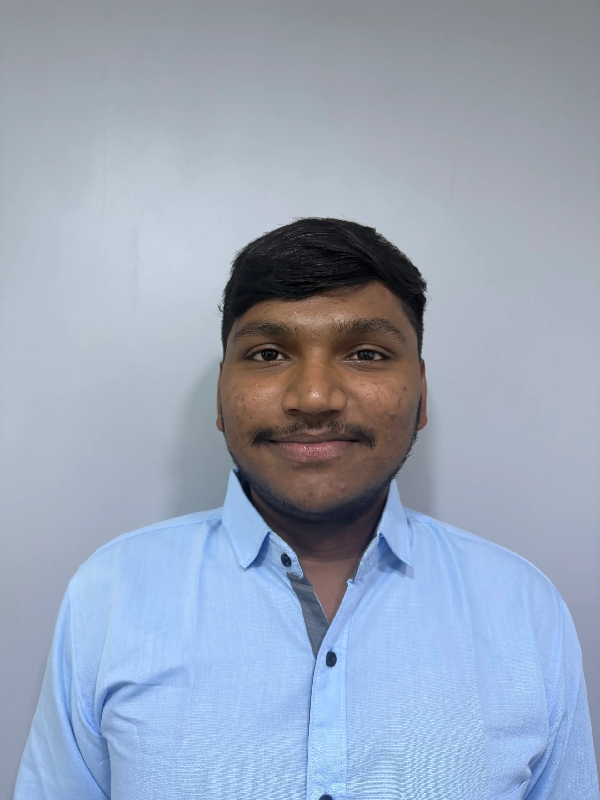 member-img