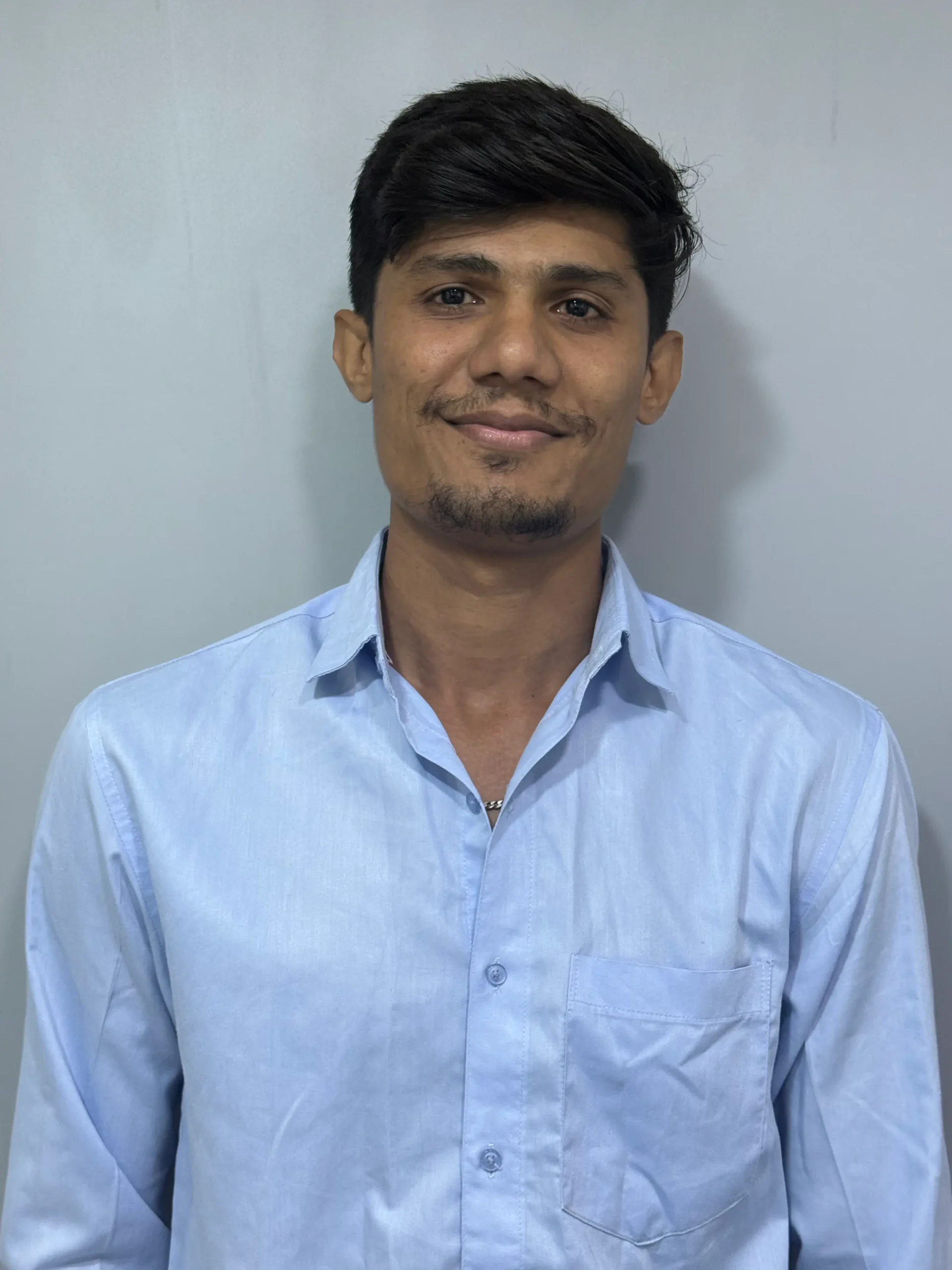 member-img
