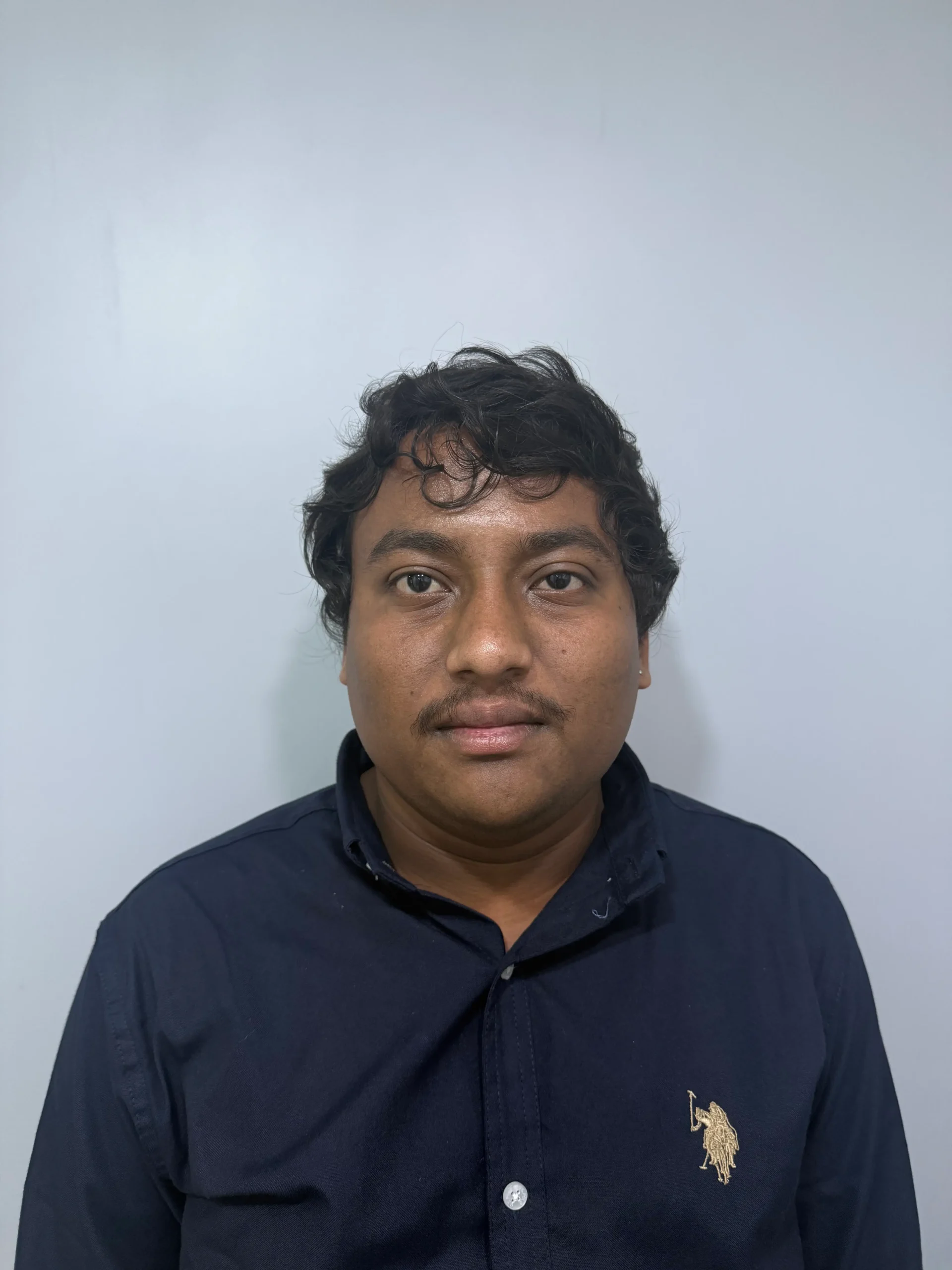 member-img